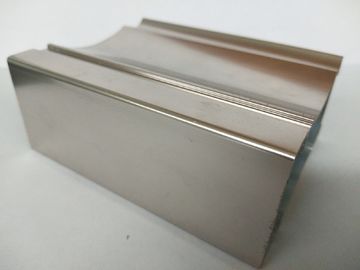 6063 un profilo di alluminio di 6061 costruzione con resistenza all'usura di effetto di lucentezza dello specchio